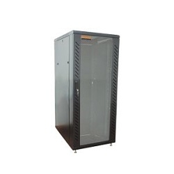 M-0860 | RACK PISO COM GUIAS LATERAIS C/ CHAVE 24U X 19
