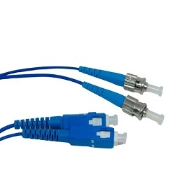 M-0769 | CORDAO DUPLEX CONECTORIZADO OM3 LC-UPC/SC-UPC 6.0M - COG - ACQUA (A - B)